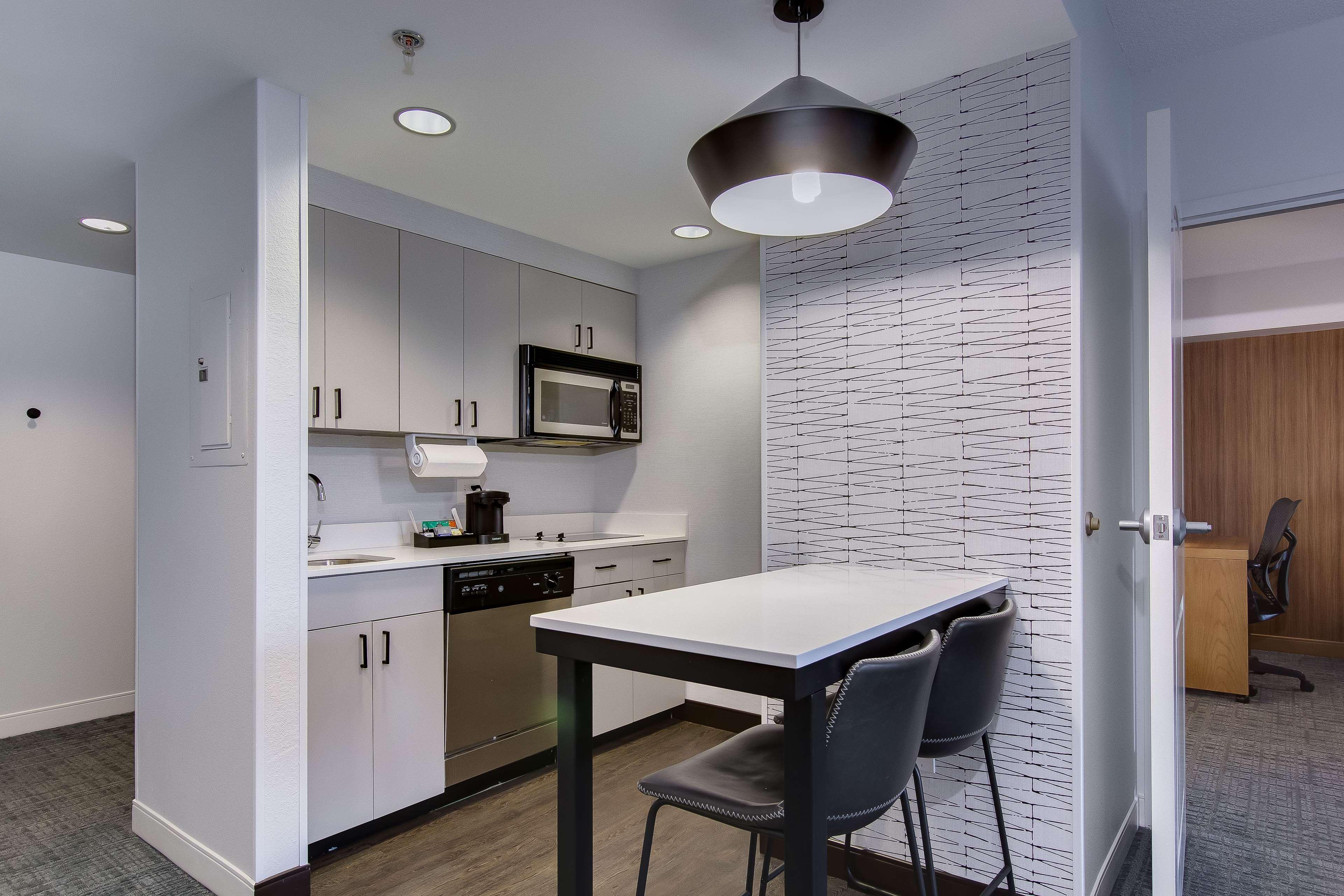 Homewood Suites By Hilton Louisville-East Buitenkant foto