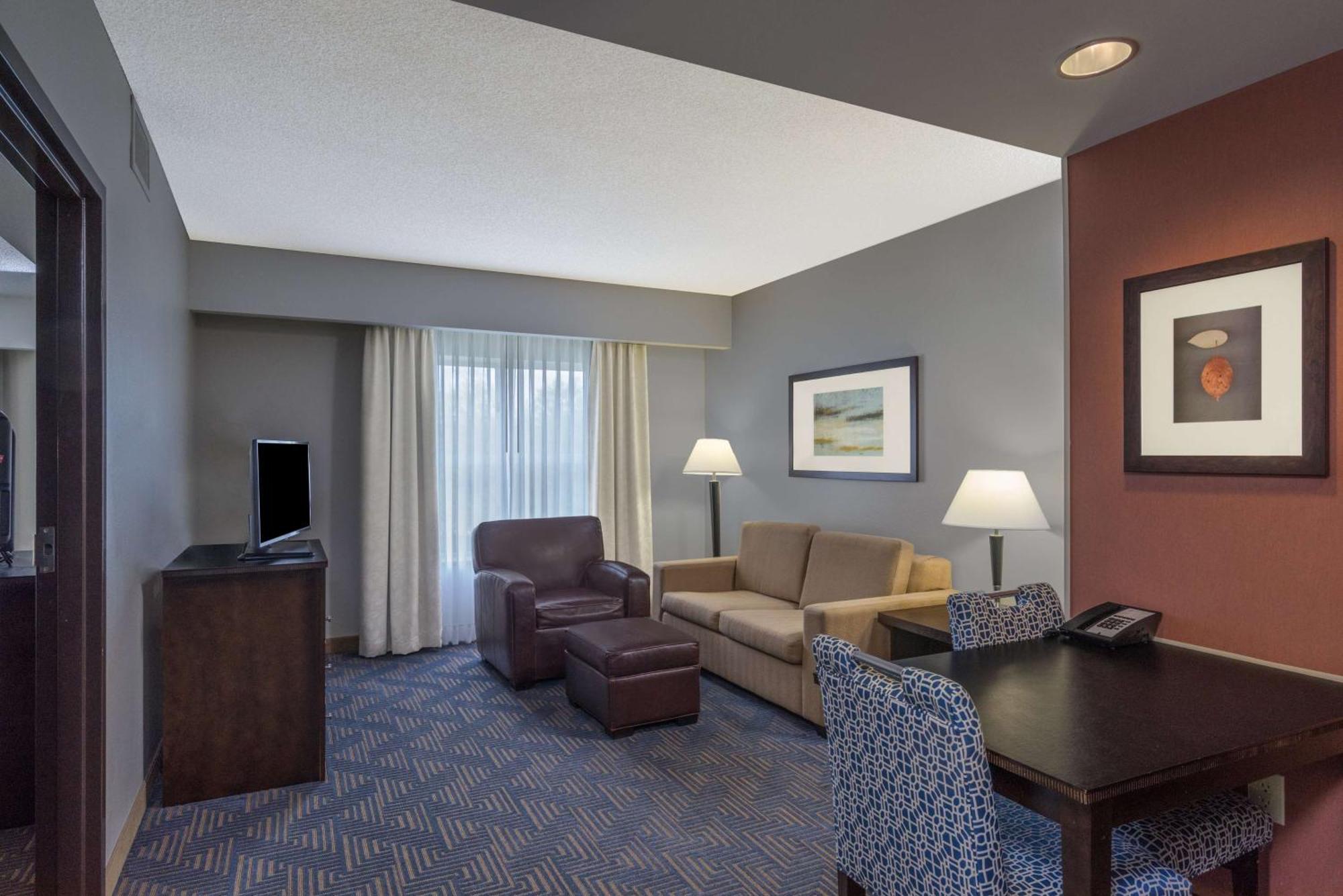 Homewood Suites By Hilton Louisville-East Buitenkant foto